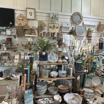Turtle Central Gift Shop - Gift Shops Near Me - Bald Head Island, North Carolina Turtle Central Gift Shop - Gift Shops Near Me - Bald Head Island, North Carolina