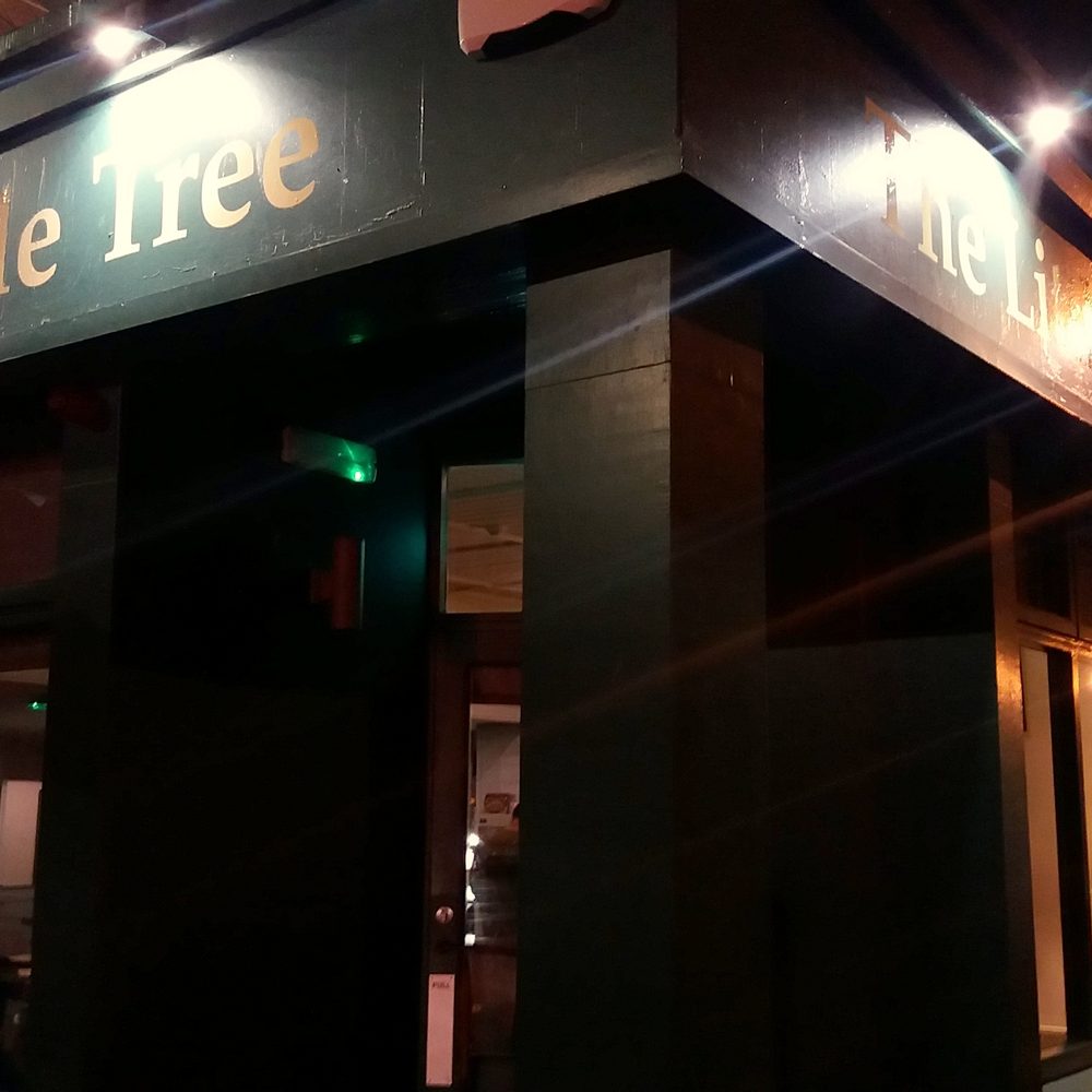 The Little Tree - Looks cosy from the outside...and it is - Beer Bar Near Me - Dublin 1, D