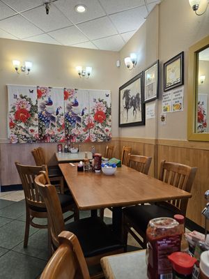 Boscos Diner by null