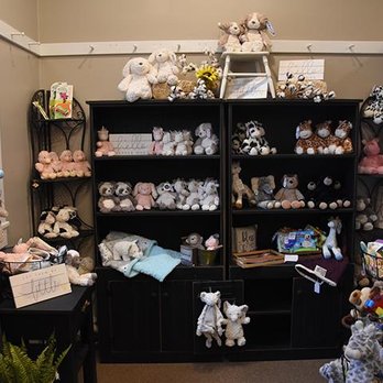 Peppercorn Pantry - a display of stuffed animals - Tea Rooms Near Me - Aplington, Iowa Peppercorn Pantry - a display of stuffed animals - Tea Rooms Near Me - Aplington, Iowa