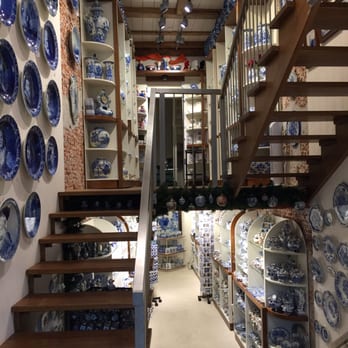 Royal Delftware - Zo klein en 4 niveaus! - Art Galleries Near Me - Amsterdam, New Hampshire