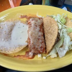 Combo dinner #3 - 2 tacos, 1 enchilada, and chile con queso
