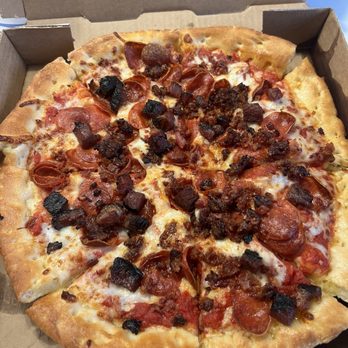 Beehive Pizza Company - Customize your own pizza : 12" original , marinara , pepperoni, bacon and brisket - Pizza Near Me - Riverton, Utah