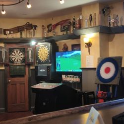 Geraghty's Pub - Great place for happy hour