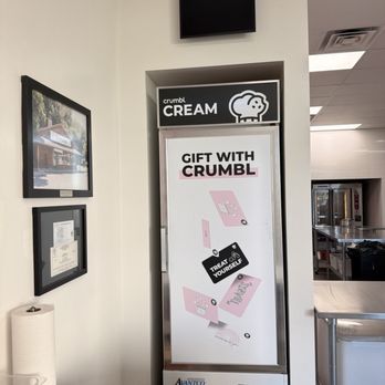 Crumbl - Natomas - Interior - Bakeries Near Me - Sacramento, California Crumbl - Natomas - Interior - Bakeries Near Me - Sacramento, California