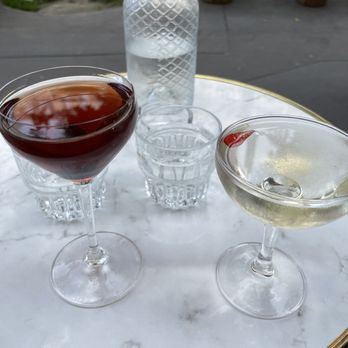 Bisou. - Cocktail Bars Near Me - Paris, 75 Bisou. - Cocktail Bars Near Me - Paris, 75