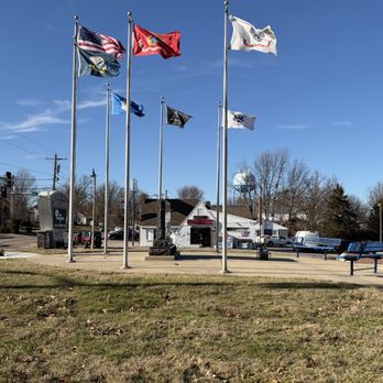 Port Elsewhere - Veteran memorial - Resorts Near Me - Lake Ozark, Missouri