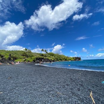 Black Sand Beach - Beaches Near Me