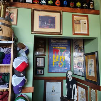 Hayes' Public House - alcove by the fireplace, the bathroom door is in here - Brewpubs Near Me - Buffalo, Minnesota Hayes' Public House - alcove by the fireplace, the bathroom door is in here - Brewpubs Near Me - Buffalo, Minnesota