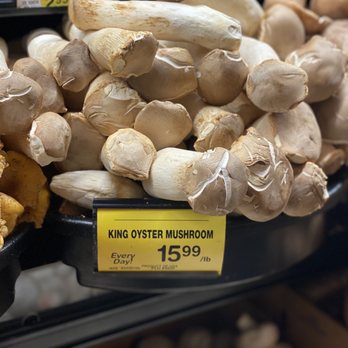 Safeway - a display of mushrooms for sale - Grocery Near Me - El Dorado Hills, California Safeway - a display of mushrooms for sale - Grocery Near Me - El Dorado Hills, California