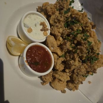 Yard House - Fried Calamari - Bars Near Me - Roseville, California Yard House - Fried Calamari - Bars Near Me - Roseville, California