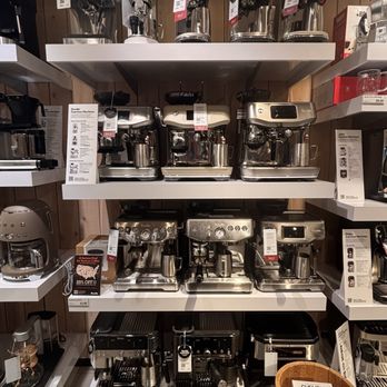 Crate & Barrel - Furniture Stores Near Me - Roseville, California Crate & Barrel - Furniture Stores Near Me - Roseville, California