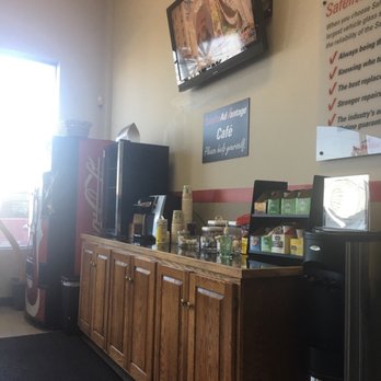 Safelite AutoGlass - Safelite waiting room. - Auto Glass Services Near Me - Bridgeport, Connecticut Safelite AutoGlass - Safelite waiting room. - Auto Glass Services Near Me - Bridgeport, Connecticut