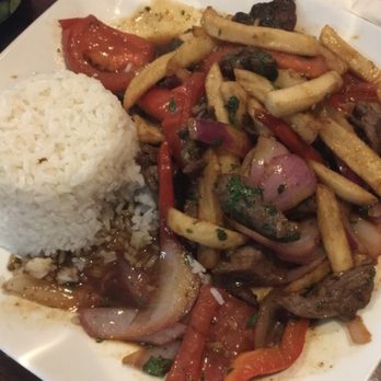 El Chalan Restaurant - Lomo Saltado - Latin American Near Me - Miami, Florida