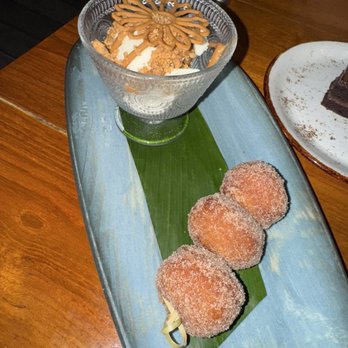 Mina's Fish House - Malasadas (this was my fave!) - Seafood Near Me - Kapolei, Hawaii
