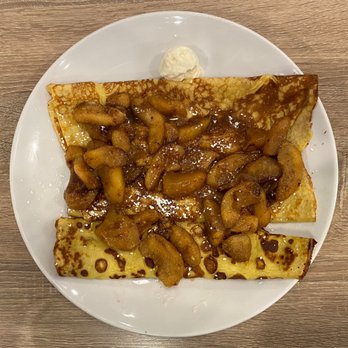 Honey Berry Pancakes and Cafe - Apple Cinnamon Crepes - Pancakes Near Me - Brookfield, Wisconsin