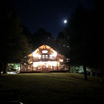 The Cinnamon Valley - The Barn - Vacation Rentals Near Me - Eureka Springs, Arkansas