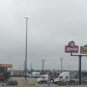 Love's Travel Stop - 4 days here seen enough although the Boston market 2 meals on the other side of the highway was a nice surprise - Convenience Stores Near Me - Denton, Texas Love's Travel Stop - 4 days here seen enough although the Boston market 2 meals on the other side of the highway was a nice surprise - Convenience Stores Near Me - Denton, Texas