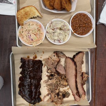 The Pig & Pint - Pitmaster Sampler with ribs, pork and brisket - everything was amazing! - Barbeque Near Me - Jackson, Mississippi The Pig & Pint - Pitmaster Sampler with ribs, pork and brisket - everything was amazing! - Barbeque Near Me - Jackson, Mississippi