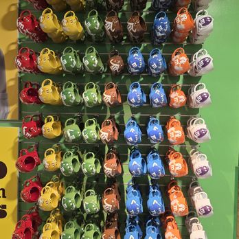 M&M'S World - mugs - Chocolatiers & Shops Near Me - Las Vegas, Nevada M&M'S World - mugs - Chocolatiers & Shops Near Me - Las Vegas, Nevada