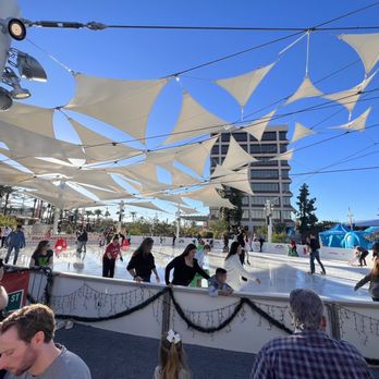 City Skate Ice Skating Rink - Ice skating ring - Skating Rinks Near Me - Phoenix, Arizona City Skate Ice Skating Rink - Ice skating ring - Skating Rinks Near Me - Phoenix, Arizona