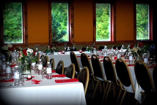 The Beacon Bar & Grill by null