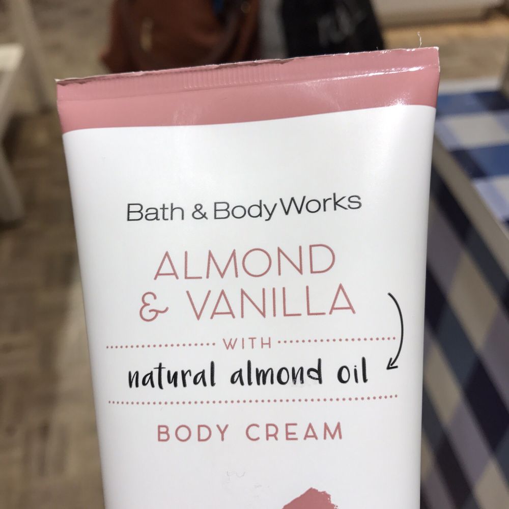 Bath & Body Works - Smells good. But I'd rather purchase at a friendlier and more professional Bath & Body Works! - Cosmetics & Beauty Supply Near Me - Tucson, Arizona Bath & Body Works - Smells good. But I'd rather purchase at a friendlier and more professional Bath & Body Works! - Cosmetics & Beauty Supply Near Me - Tucson, Arizona
