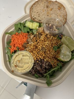 sweetgreen by null