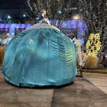 Snowflake Lane - Festivals Near Me - Bellevue, Washington Snowflake Lane - Festivals Near Me - Bellevue, Washington