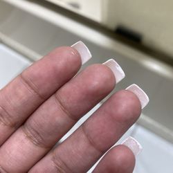 Oasis Nails & Spa - Messy job