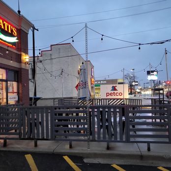 Rosati's Pizza - Italian Near Me - Oak Lawn, Illinois