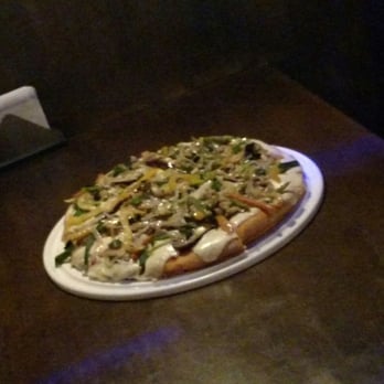 Collins Pichincha - Una pizza solita, mi vida.. Ya te vamos a comer.. - Beer Bar Near Me - Rosario, S Collins Pichincha - Una pizza solita, mi vida.. Ya te vamos a comer.. - Beer Bar Near Me - Rosario, S