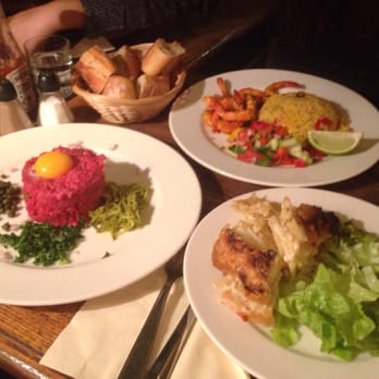 Café de l'Industrie - Steak tartare with gratin and crevettes jambalayan - Bistros Near Me - Paris, 75 Café de l'Industrie - Steak tartare with gratin and crevettes jambalayan - Bistros Near Me - Paris, 75