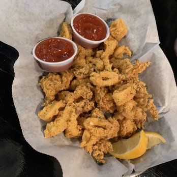 Stingray's Restaurant & Bar - Fried Calamari - Seafood Near Me - Kenner, Louisiana
