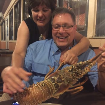 Island View Restaurant - One of the live lobsters Linda and Allen had - we named him Tomas! - Spanish Near Me - Cabo Rojo, Puerto Rico Island View Restaurant - One of the live lobsters Linda and Allen had - we named him Tomas! - Spanish Near Me - Cabo Rojo, Puerto Rico