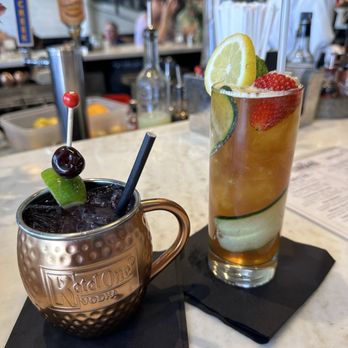 The Clinkscale - Crushed Cherry Mule and Pimm's Cup - Breakfast & Brunch Near Me - Jerome, Arizona