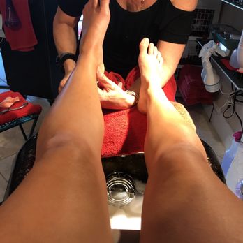 Nails On The Edge - Nail Salons Near Me - Orlando, Florida