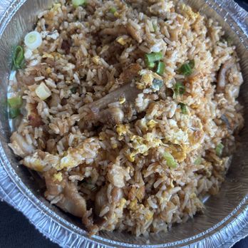 Natalie Peruvian Restaurant - Chicken fried rice - Seafood Near Me - Los Angeles, California