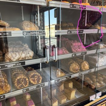Mayu's Cakes & Bakery - Bakery items - Custom Cakes Near Me - Pittsburg, California Mayu's Cakes & Bakery - Bakery items - Custom Cakes Near Me - Pittsburg, California