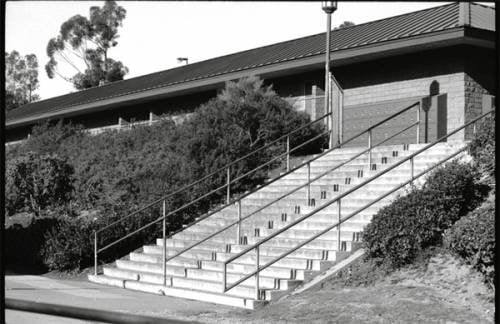 El Toro High School 25255 Toledo Way Lake Forest Ca Schools