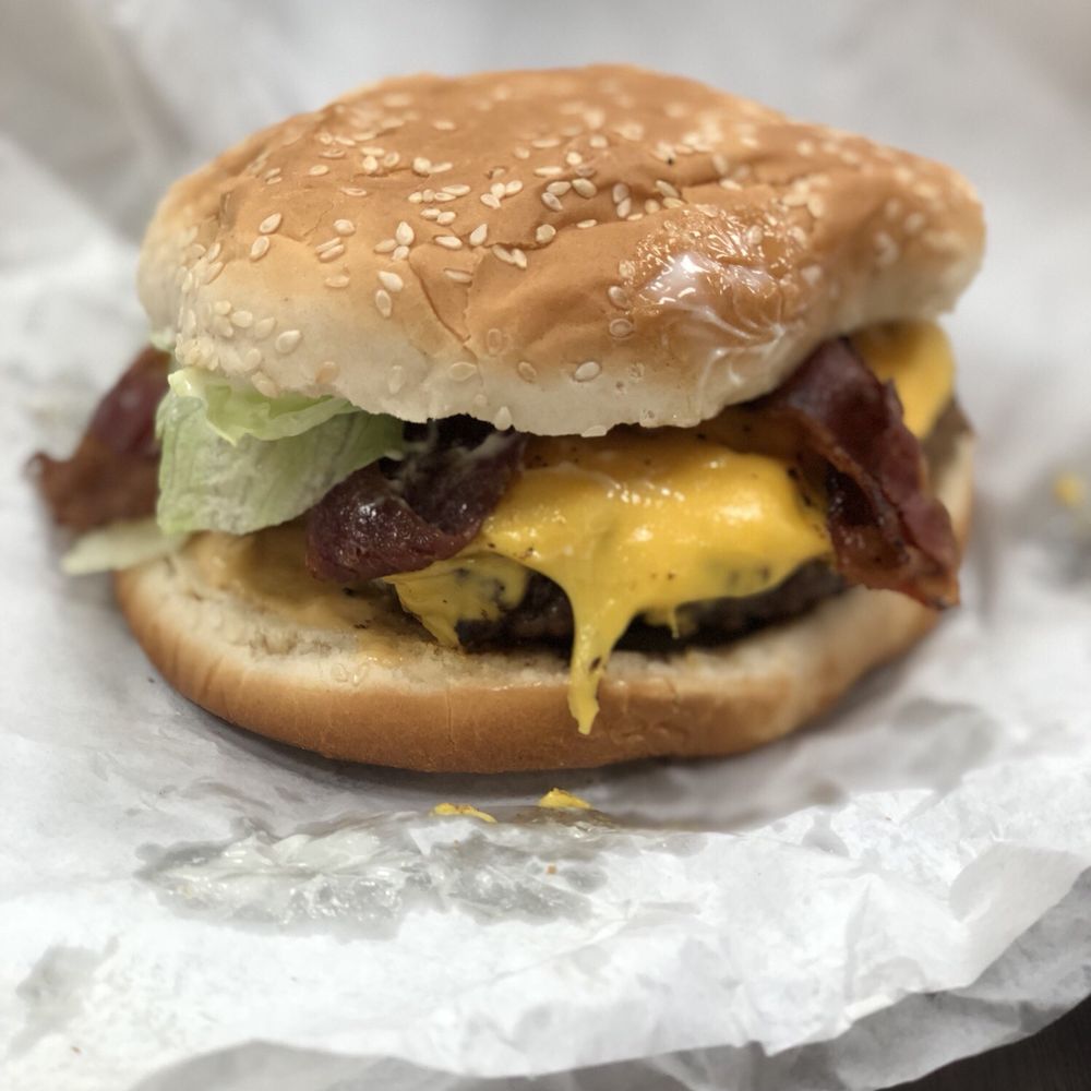 Slatestone Grocery - Slatestone burger with bacon - Grocery Near Me - Washington, North Carolina Slatestone Grocery - Slatestone burger with bacon - Grocery Near Me - Washington, North Carolina