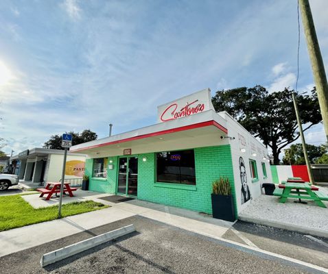 Santoro's Pizzeria by null