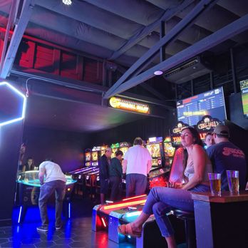 The Hills Pub - Pubs Near Me - La Mesa, California