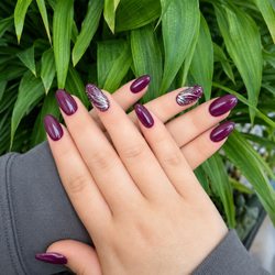 Diamond Nails and Spa