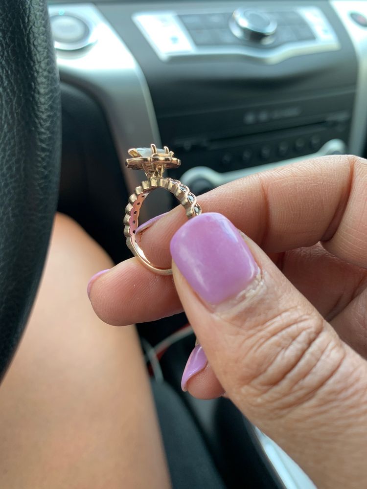 JARED GALLERIA OF JEWELERS 18 Reviews 975 Chesterfield Ctr