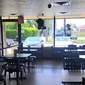 Al & Joe's Deli - Slots area - Delis Near Me - Franklin Park, Illinois