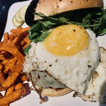Chickie's & Pete's - Dawkins burger special w sweet potato fries - American Near Me - Marlton, New Jersey