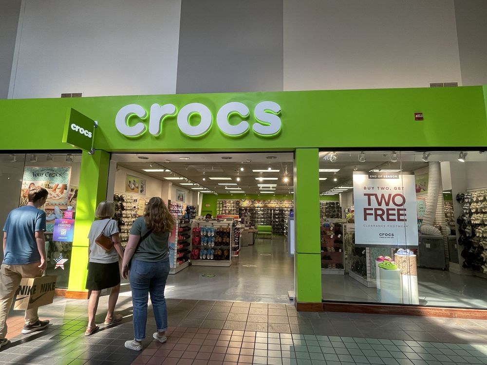 CROCS AT ARUNDEL MILLS OUTLET Updated August 2024 14 Photos & 19 Reviews 7000 Arundel