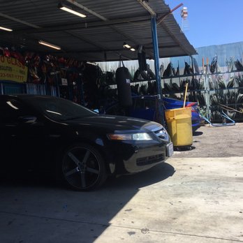 El Flaco Auto Glass - Auto Glass Services Near Me - Los Angeles, California
