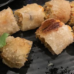 Famous Vietnamese Egg Rolls